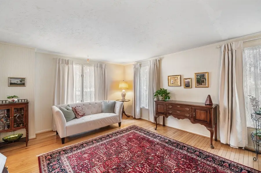 3 Willard Ln, Lynnfield, MA 01940 - #2