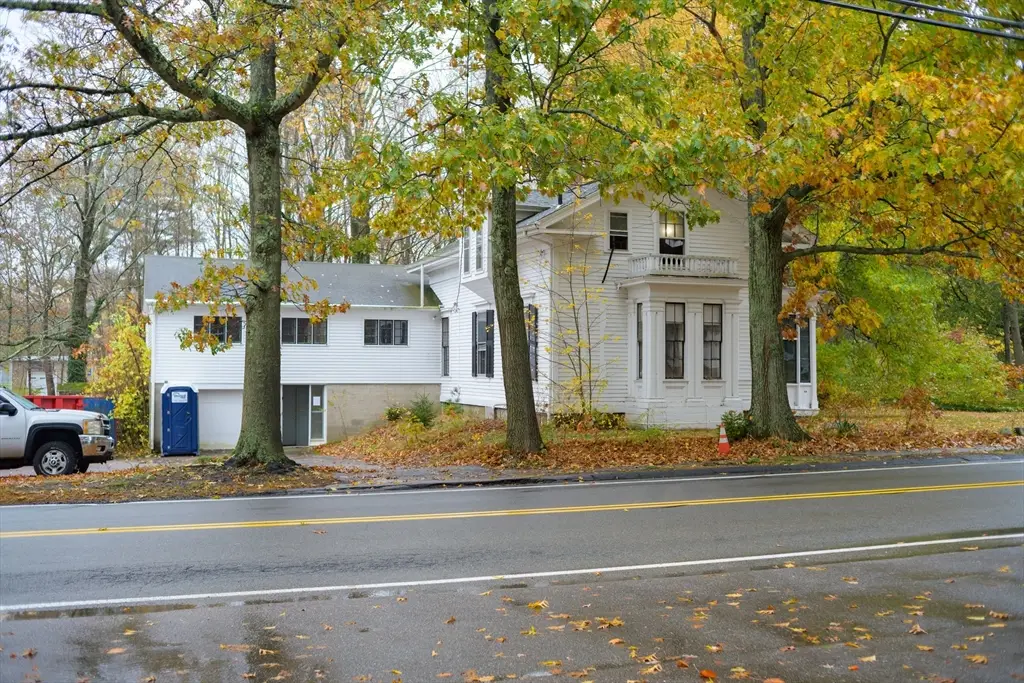 84 South St, Foxboro, MA 02035 - #1