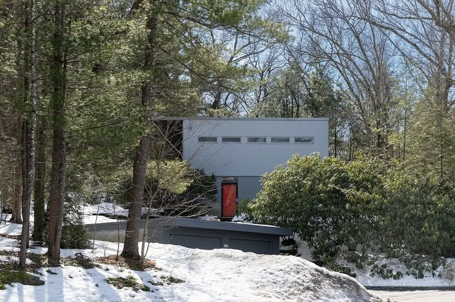 58 Hill St, Lexington, MA 02421 - #2