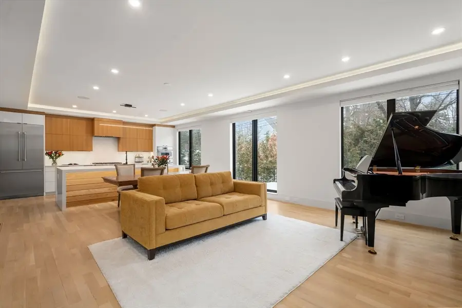 1242-1244 Beacon St #1242, Newton, MA 02468 - #2