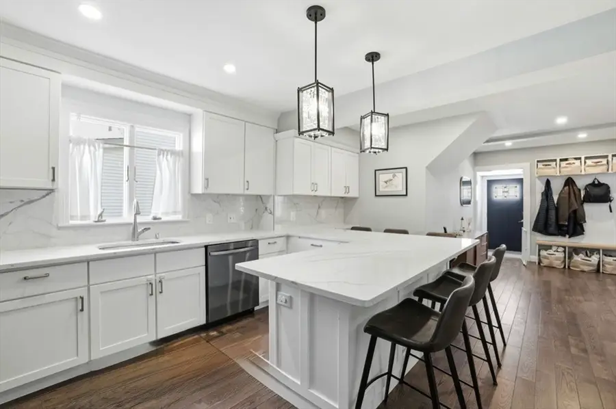 287 Cherry St #1, Newton, MA 02465 - #3