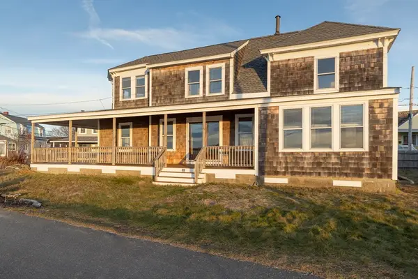 46 Sunset Ave, Hull, MA 02045