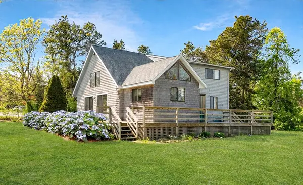 90 Schoolhouse Road #14, Edgartown, MA 02539