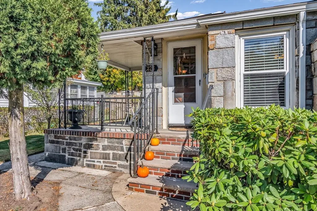 123 Lawrence Street, Methuen, MA 01844 - #1