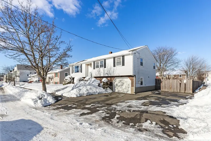 102 Suffolk St, Malden, MA 02148 - #3