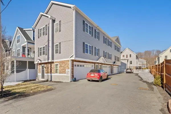 51 Branch St #3, Quincy, MA 02169