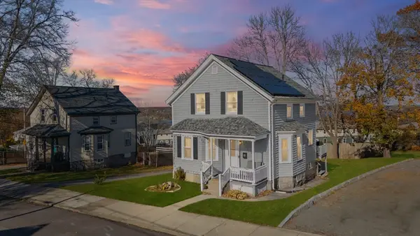 232 Mt Pleasant, Fall River, MA 02720