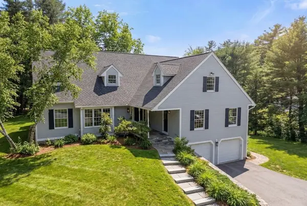 71 Philip Street, Medfield, MA 02052