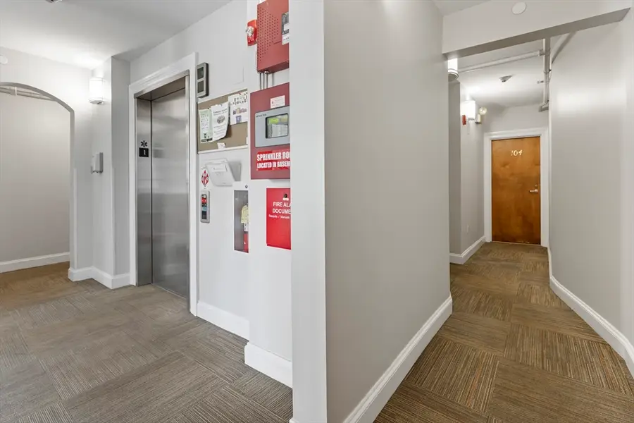 1039 Massachusetts Avenue, Cambridge, MA 02138 - #3