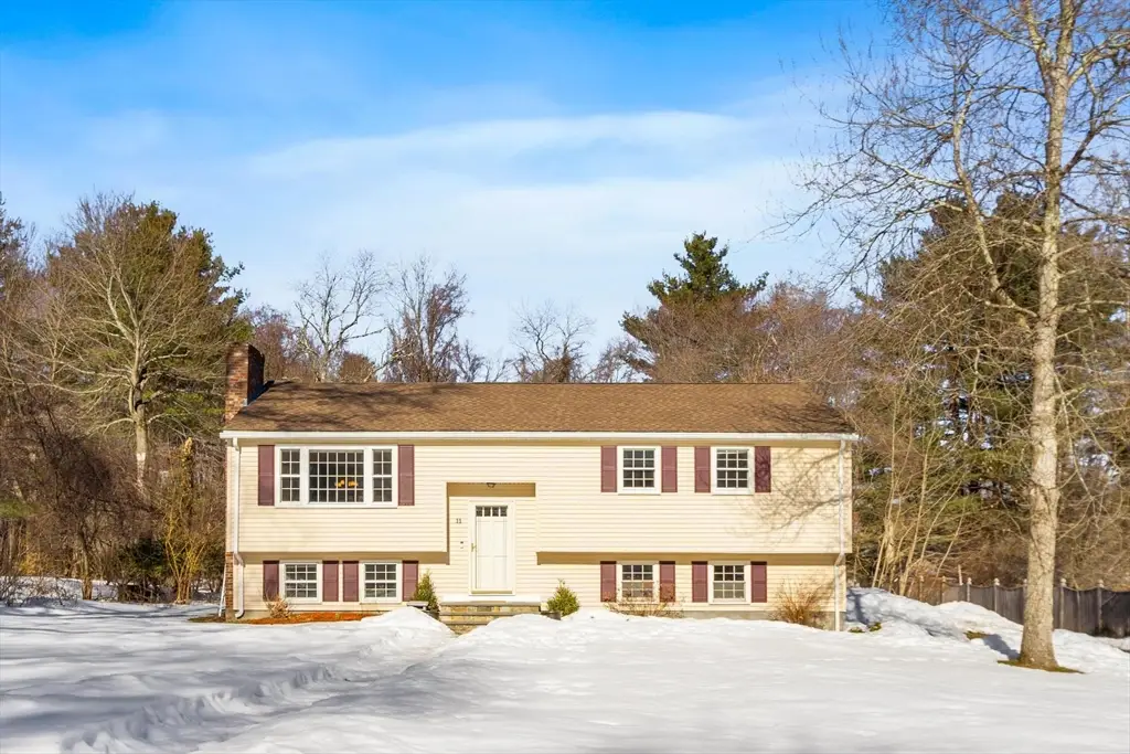 11 Juniper Brook Rd, Northborough, MA 01532 - #1