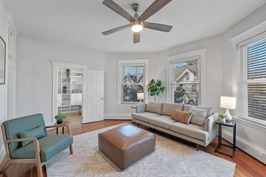 14 Holton St #4, Medford, MA 02155 - #3