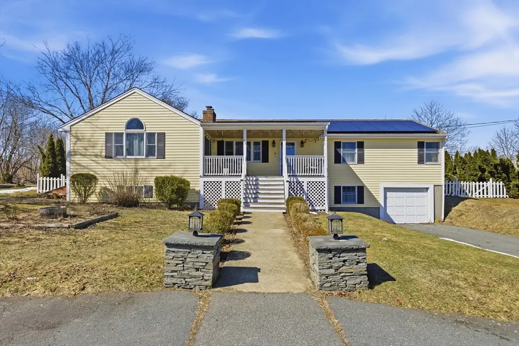 52 Viking Drive, Portsmouth, RI 02871 - #1