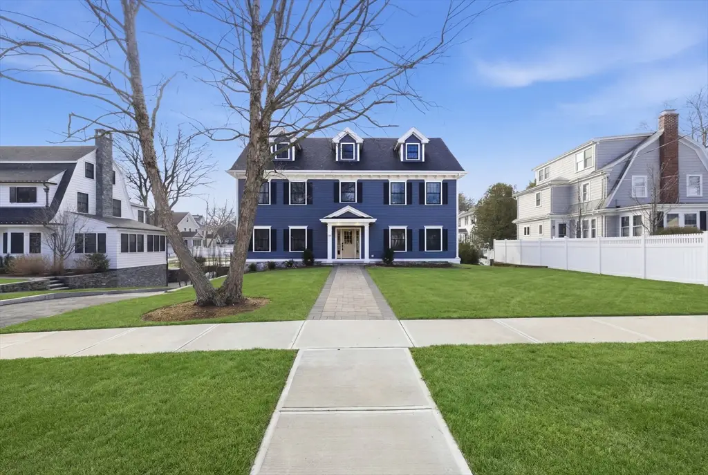 40 Foxcroft Rd, Winchester, MA 01890 - #1