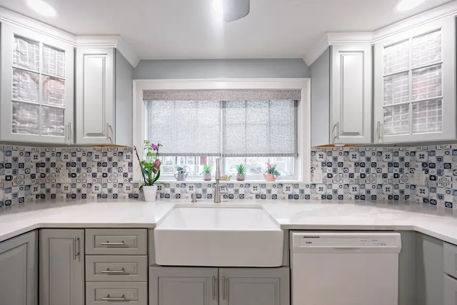 12 W Colony, Lynn, MA 01902 - #2