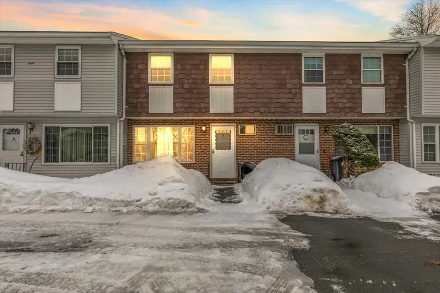 945 Riverside Dr #3B, Methuen, MA 01844 - #2