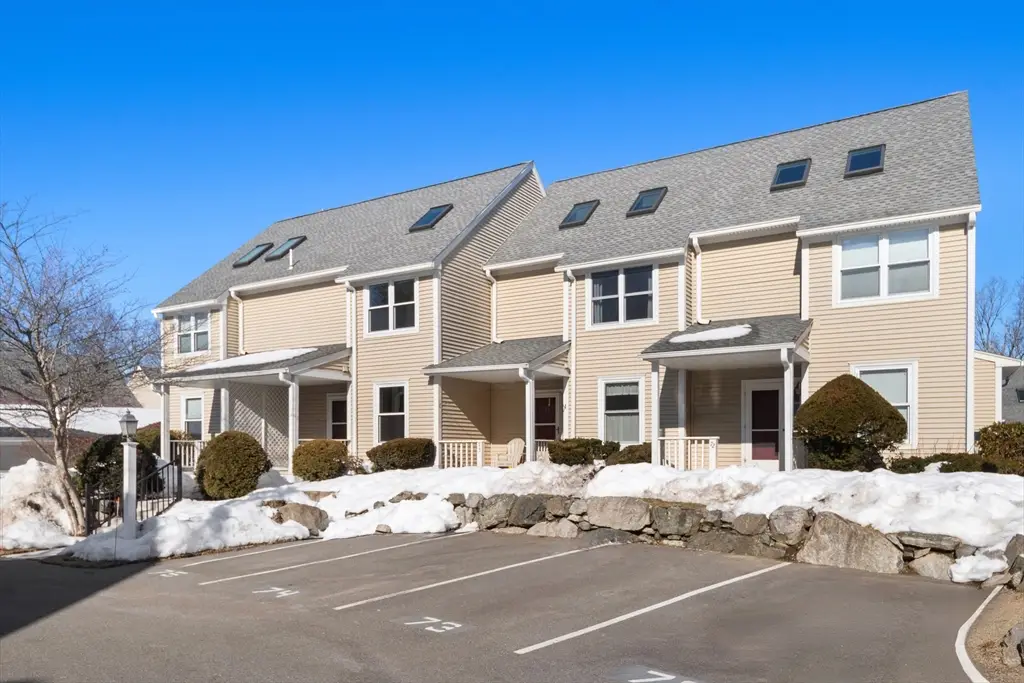 74 Hammond Place #74, Woburn, MA 01801 - #1