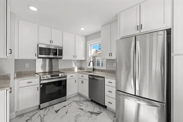 61 Lawrence St, Bellingham, MA 02019