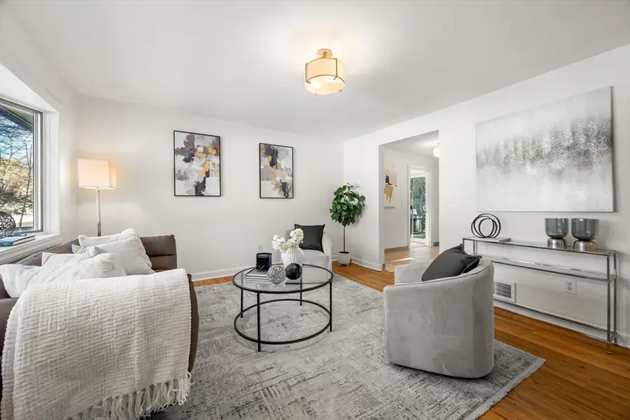 53 Regal St, Holliston, MA 01746 - #3