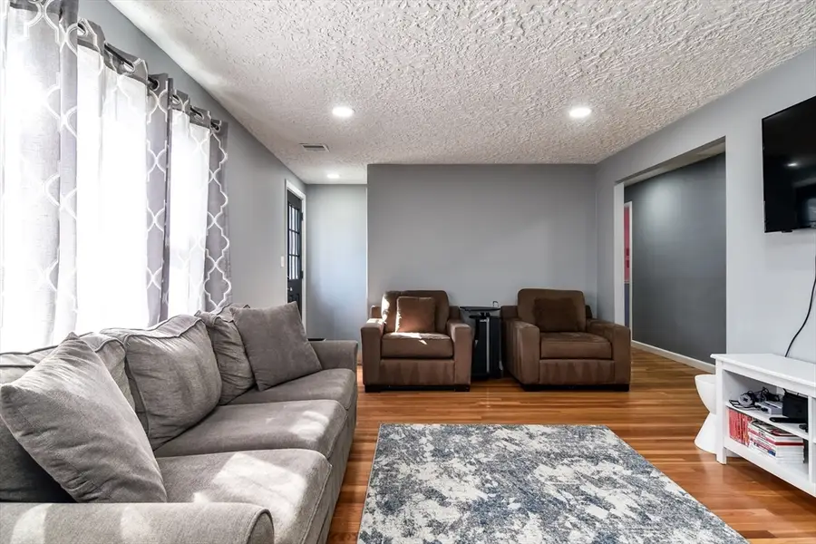 15 Edwards Road, Natick, MA 01760 - #2