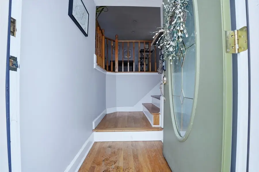 48 Bellevue St, Fairhaven, MA 02719 - #3