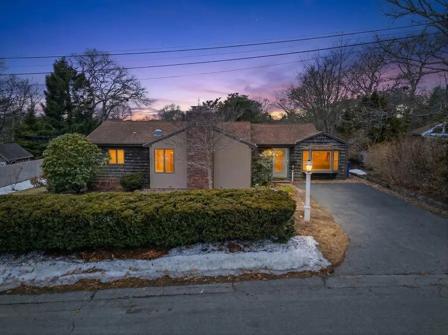 6 Wall St, Bourne, MA 02532 - #2