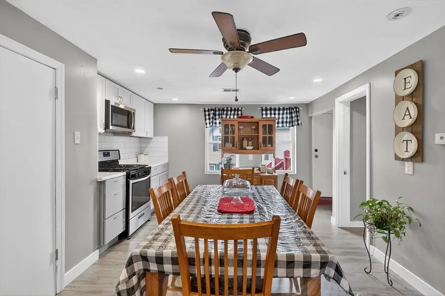 28 Clinton St, Brockton, MA 02302 - #2