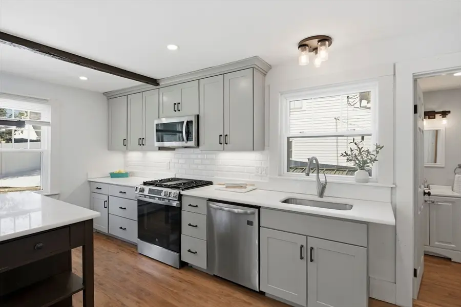 18 Wadsworth St, Danvers, MA 01923 - #3