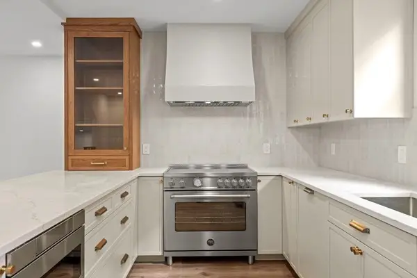 29 Dartmouth St #29, Arlington, MA 02474 - #1