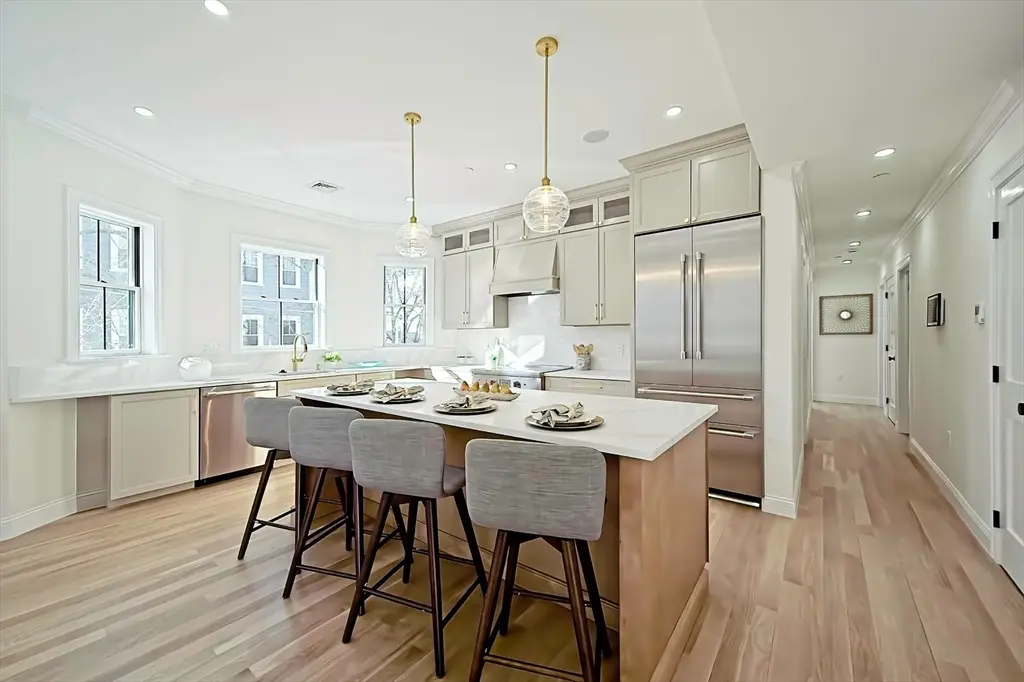 252 Lexington Avenue #4, Cambridge, MA 02138 - #1