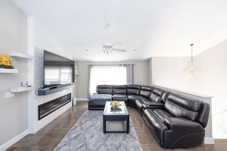 35 J Davis, Charlton, MA 01507 - #2