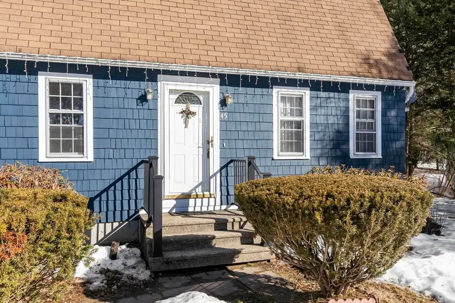 45 Maplewood Dr, Townsend, MA 01469 - #3