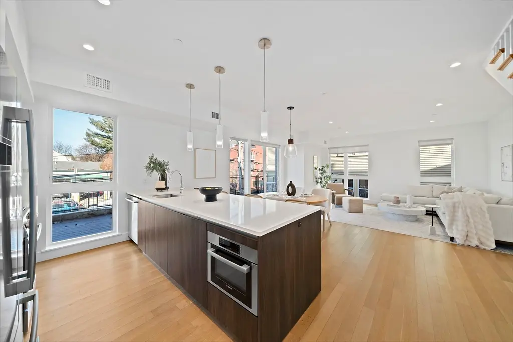 260 Beacon #201, Somerville, MA 02143 - #1