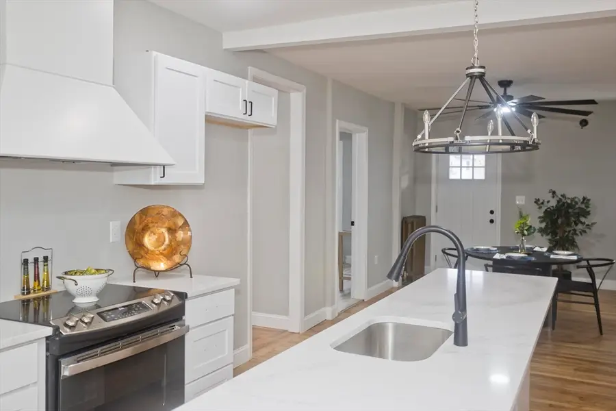 305 Dickinson St, Springfield, MA 01108 - #2