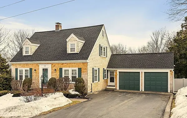 81 Winter St, Leominster, MA 01453