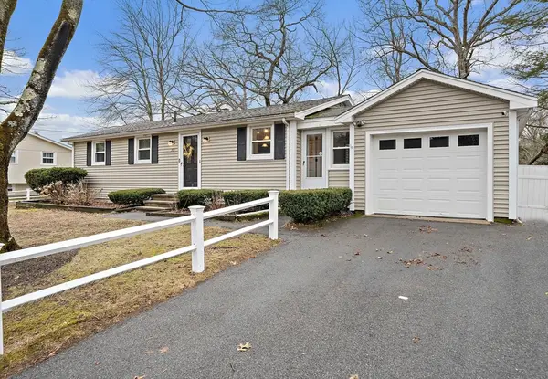 303 Pond St, Rockland, MA 02370