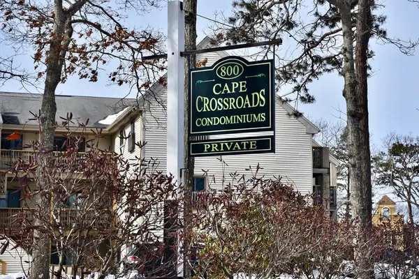 800 Bearses Way #2ED, Barnstable, MA 02601