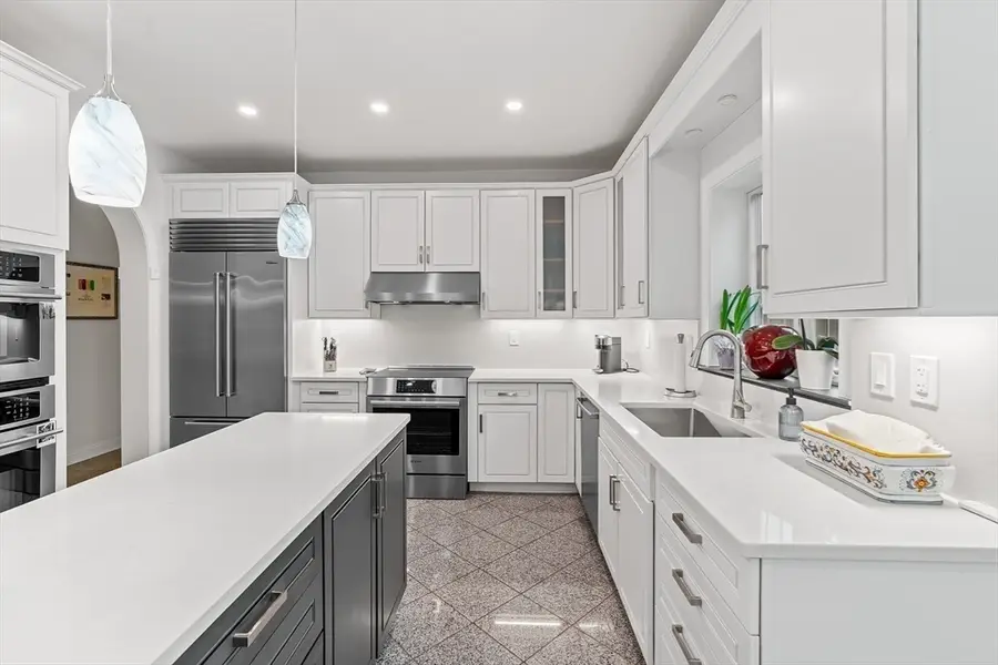 233 Rice Rd, Wayland, MA 01778 - #3