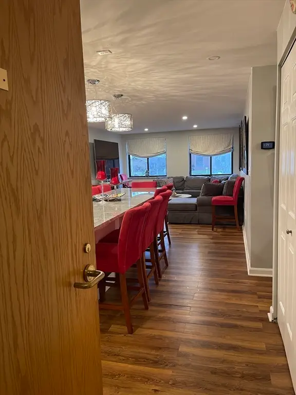 100 Ledgewood Dr #410, Stoneham, MA 02180 - #3