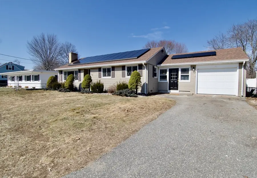 132 Lincoln St, West Springfield, MA 01089 - #2