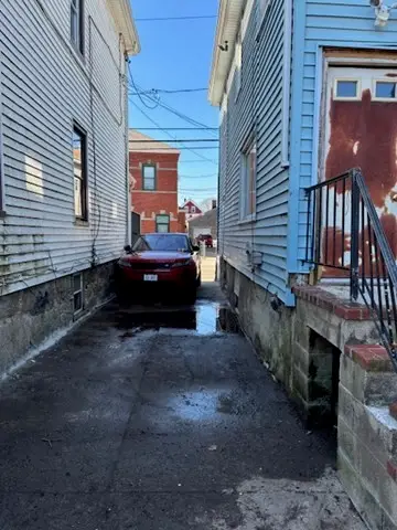 154 Purchase St, New Bedford, MA 02740 - #2