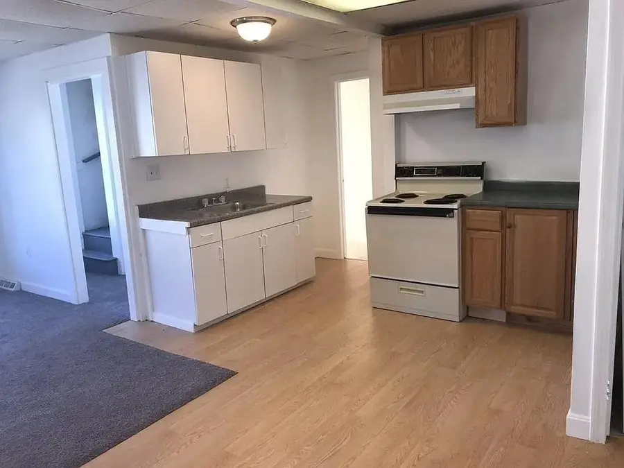 60 Tremont St, Brockton, MA 02301 - #3