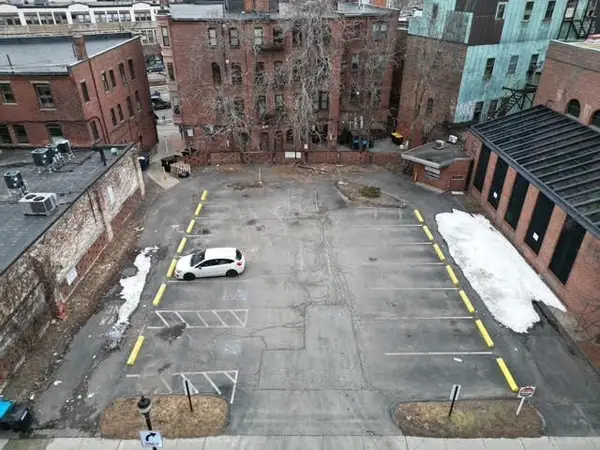 25 Webster St, Brookline, MA 02446