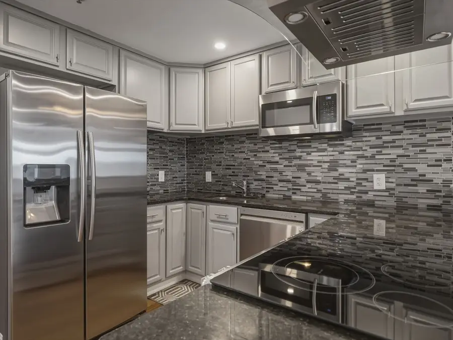 4 Duck Pond Rd #225, Beverly, MA 01915 - #2