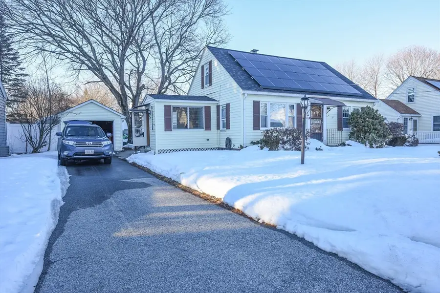 35 Beverly Avenue, Uxbridge, MA 01569 - #3