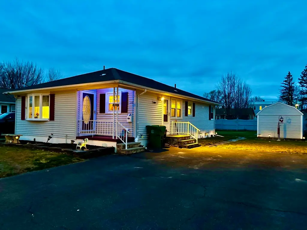 30 Catherine St, Chicopee, MA 01013 - #1