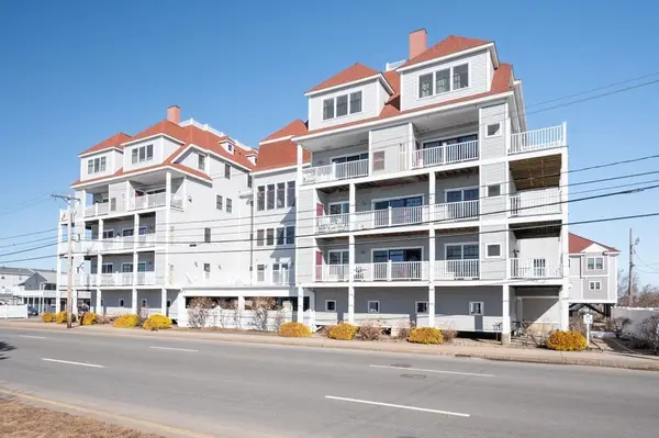 233 Beach Rd #A1, Salisbury, MA 01952