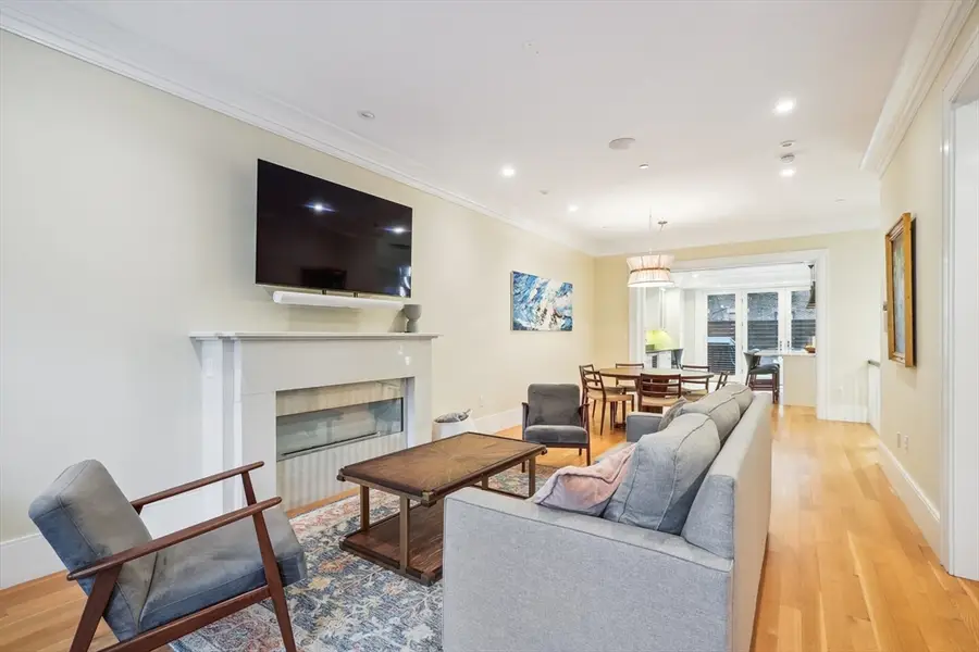 196 West Springfield St #1, Boston, MA 02118 - #3