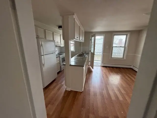 92 Dresser St, Southbridge, MA 01550 - #3