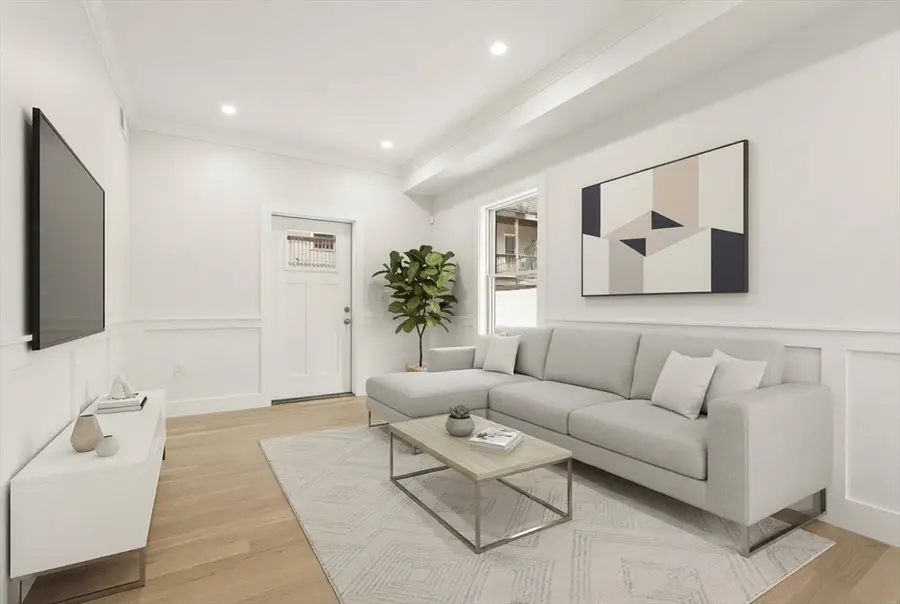 147 W 8th St, Boston, MA 02127 - #3