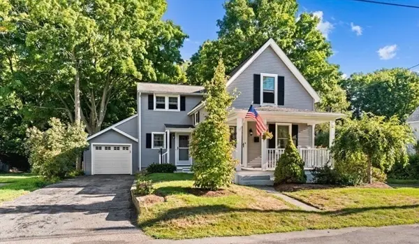 11 Cedar St, Westborough, MA 01581